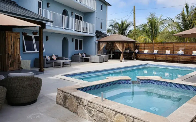 Villa Marina Suites