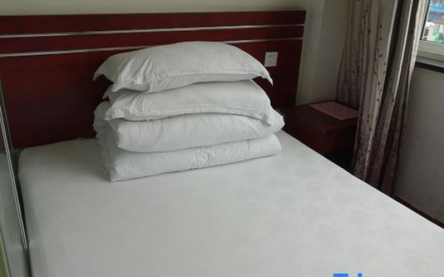 Shanghai Jiayuan Hotel