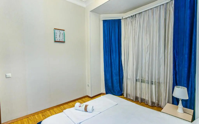 Hilton DeLuxe Apartment 4 room