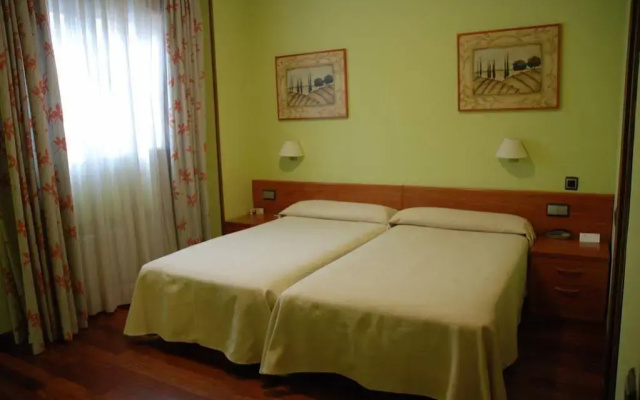Hostal Los 5 Pinos