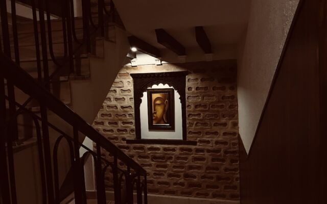 Отель Nepal Pavilion Inn Непал, Катманду - отзывы, цены и фото номеров - забронировать отель Nepal Pavilion Inn онлайн вид на фасад
