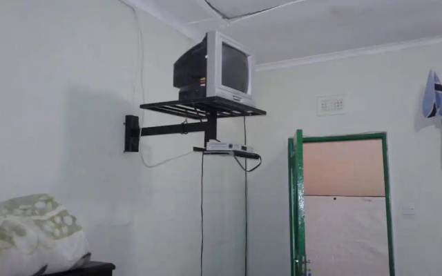Kazungula Guest House