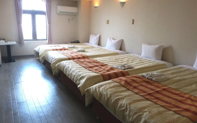 Hotel Peace Island Naha