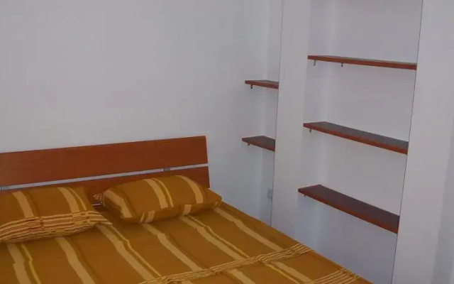 Apartments and Rooms Grubor