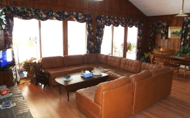 Mountain_top_chalet