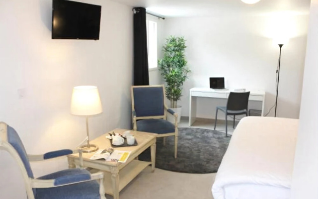 Ulis Hotel