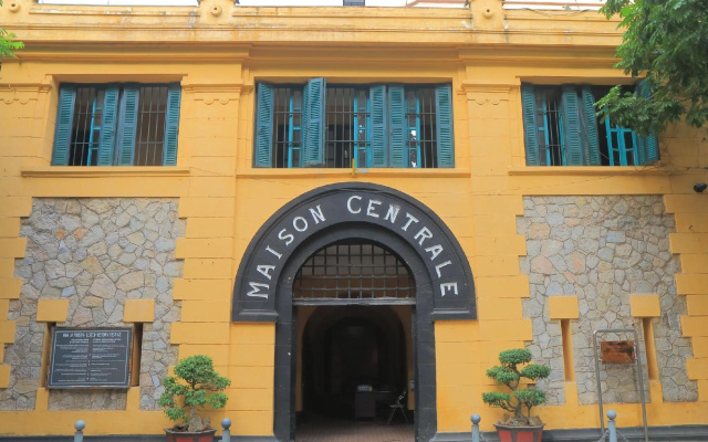 Hoang Hung Hotel