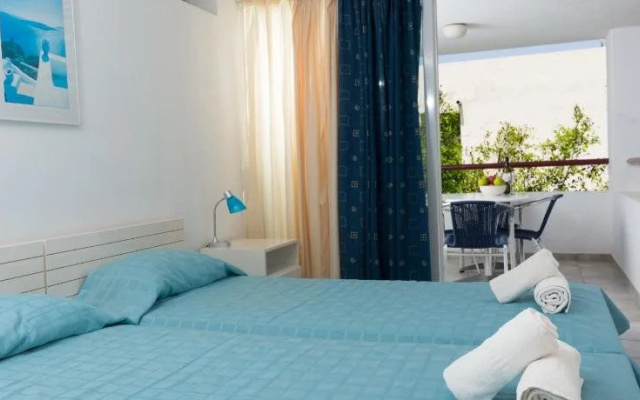 Markakis Apartments