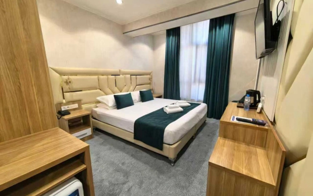 BlueShore International hotel