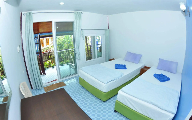 Dee Dee Beach House