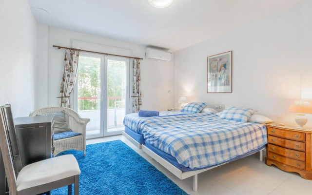 Seafront apartment Altea