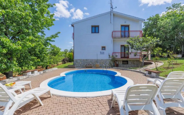 Apartment  Ana Vercana 31617