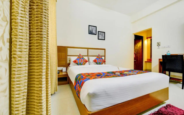 Fabhotel Sky Bay