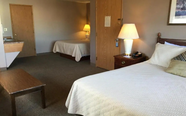 Timber Lodge Inn
