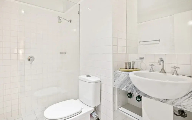 1-bed Apartment in Central Melbourne