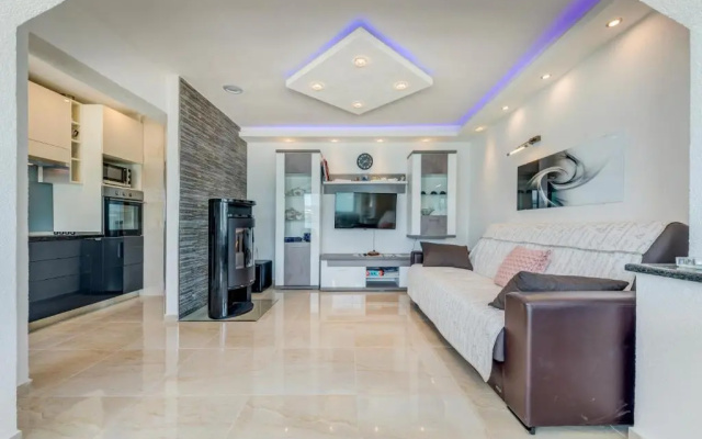 Apartment Marin