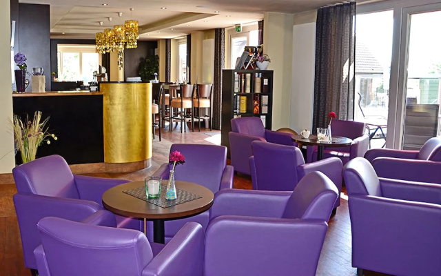 Hotel Oelen & Holgers Brasserie und Lounge