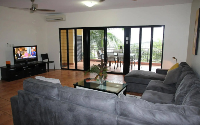 Darwin Deluxe Apartments