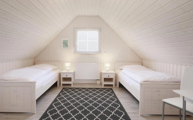 Stunning Home in Zerpenschleuse With 2 Bedrooms and Wifi