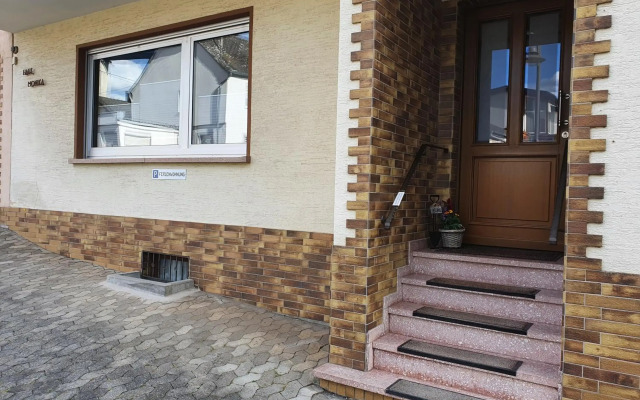 Haus Monika