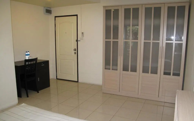 Grand View Condominia