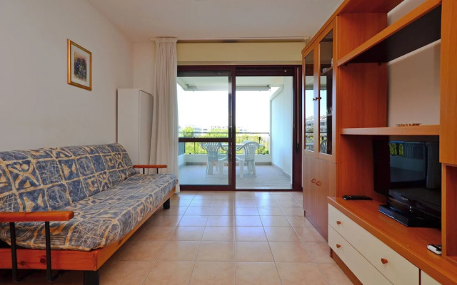 Apartment Overlooking the sea and the Marina