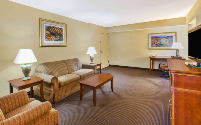 Comfort Inn & Suites Fishers - Indianapolis
