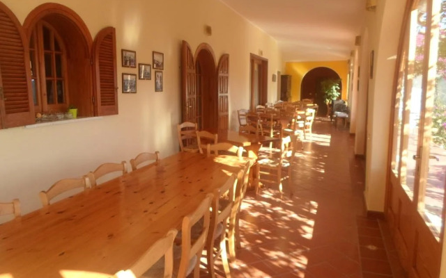 Domus De Janas
