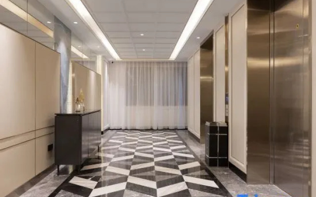 Yunfu Xinxing XANA Deluxe Hotel