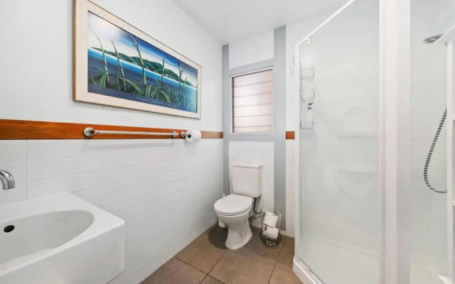 The Long House - Waikanae Holiday Home