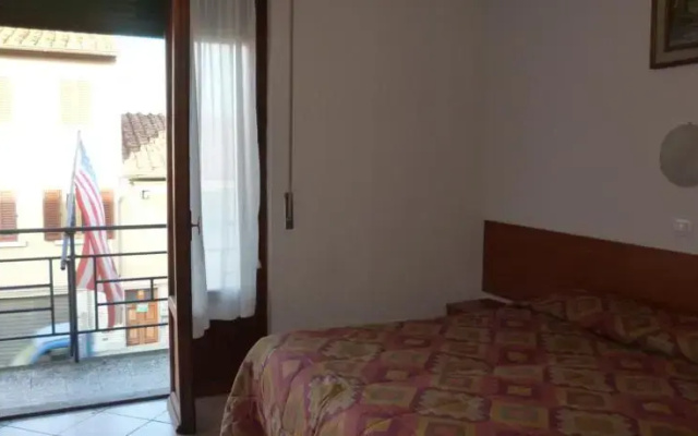 Viottolone Bed and Car