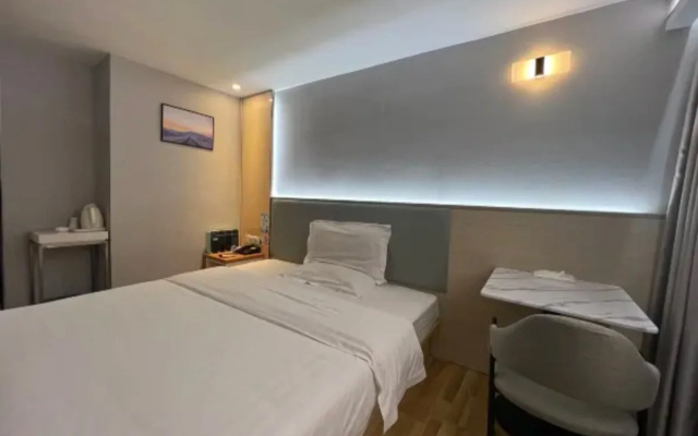 7Days Inn Shenzhen Longgang Nanlian Metro Station Branch