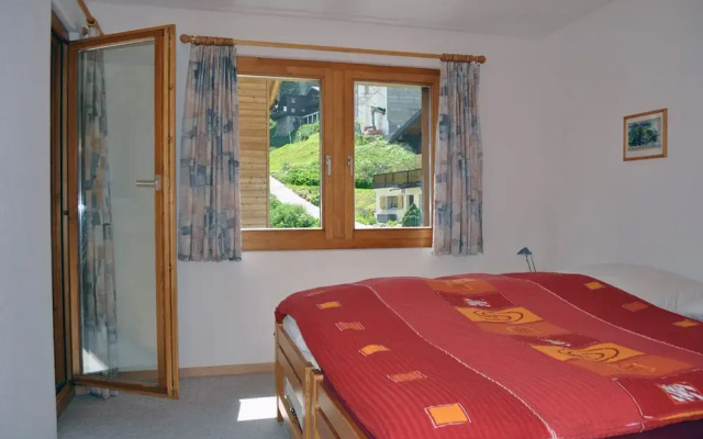 Alpengarten 4