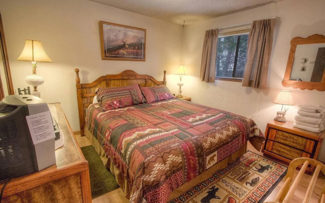 Bambis Bunkhouse
