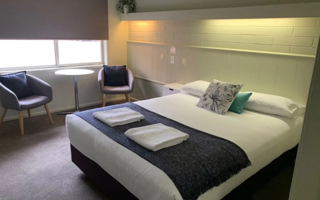 Finley Country Club Hotel Motel