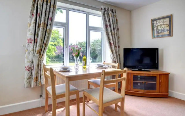 Modern Apartment in Saint Merryn Near Beach