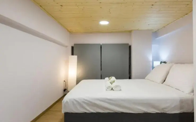 Heart of Athens Studio 25sqm
