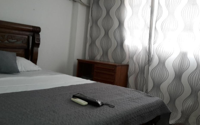 Hotel Media Luna santa marta