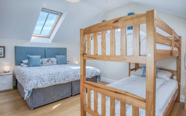 The Chaffhouse - 4 Bedroom - Llangennith