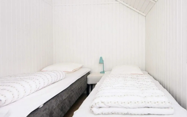 6 Person Holiday Home in Juelsminde
