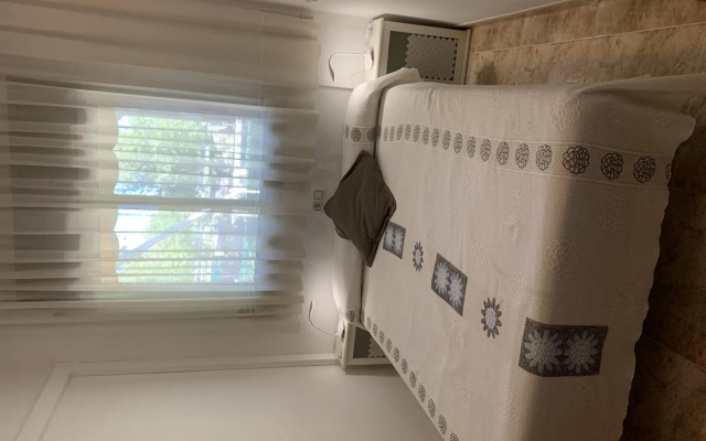 Bajos Con Terraza Privada Y Zona Comunitaria