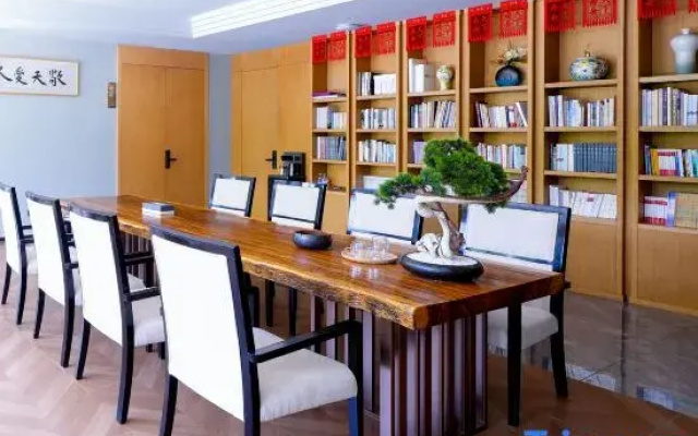 Nanyue Junyayunji Hotel