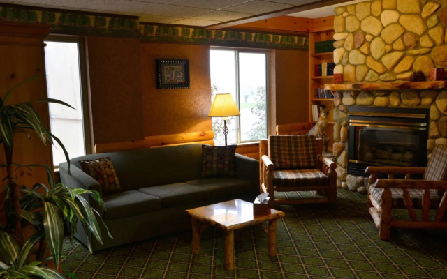 Pellston Lodge
