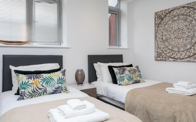 Broadwalk Apartment