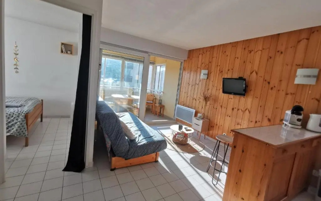 Appartement T2 en résidence, centre ville d'Embrun
