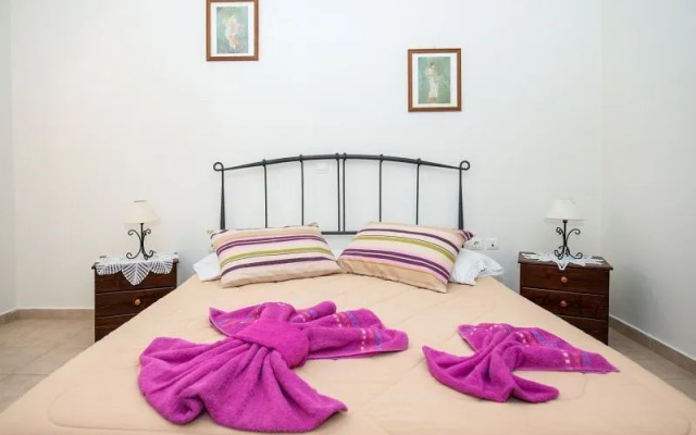 Villa Pοunente Apartments