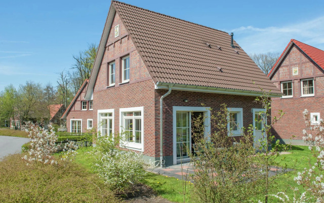 Traditional style villa with washing machine at Bad Bentheim