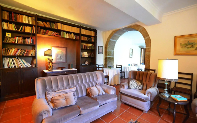 Casa dos Assentos de Quintiaes