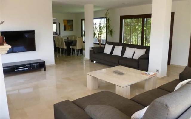 Great Villa Very Close to Best Beach