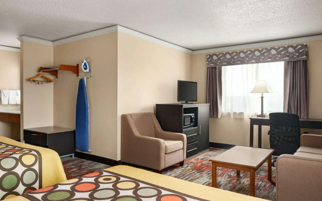 Super 8 by Wyndham Chillicothe